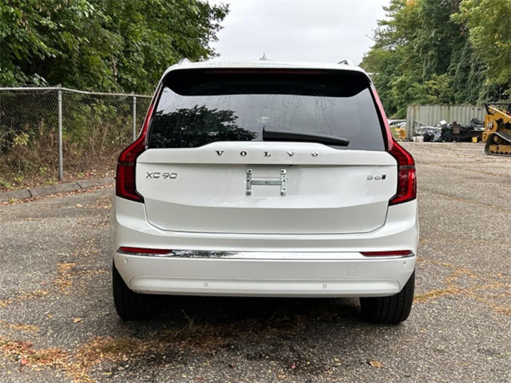 New 2026 Volvo XC90 B6 Ultra 7-Seater SUV