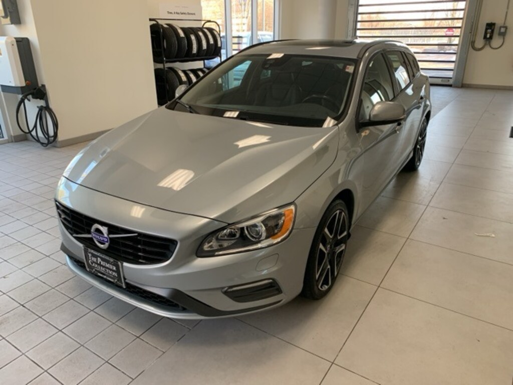 Used 2018 Volvo V60 T5 Dynamic Wagon