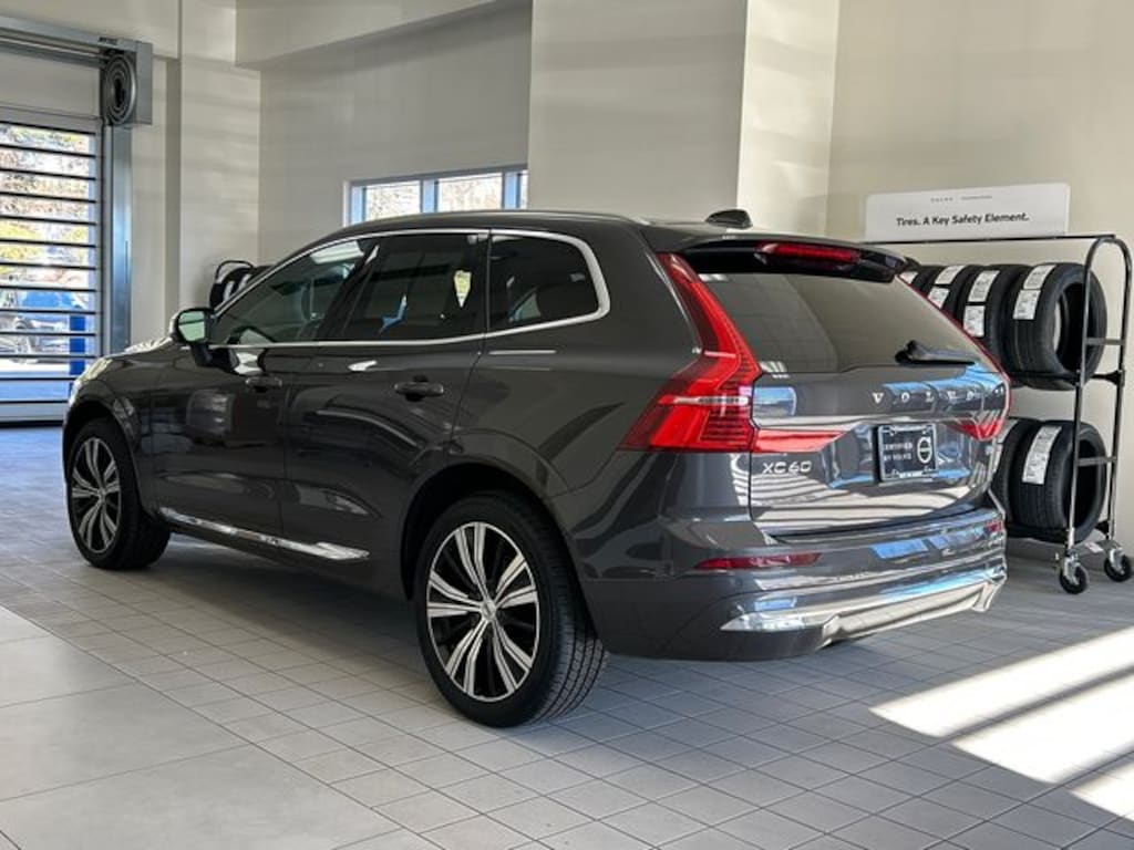 Certified 2022 Volvo XC60 B5 Inscription SUV