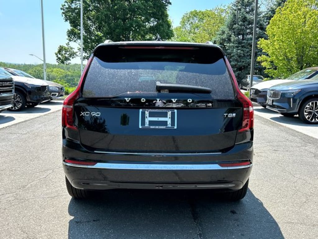 New 2026 Volvo XC90 plug-in hybrid T8 Ultra 7-Seater SUV