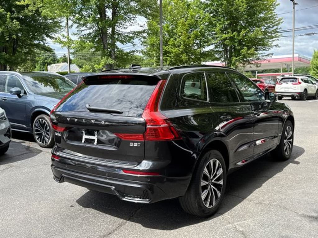 Certified 2024 Volvo XC60 B5 Core SUV