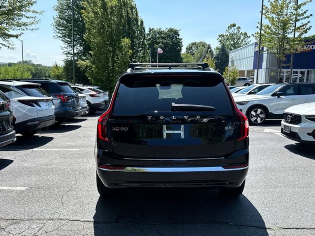Used 2026 Volvo XC90 B5 Core SUV