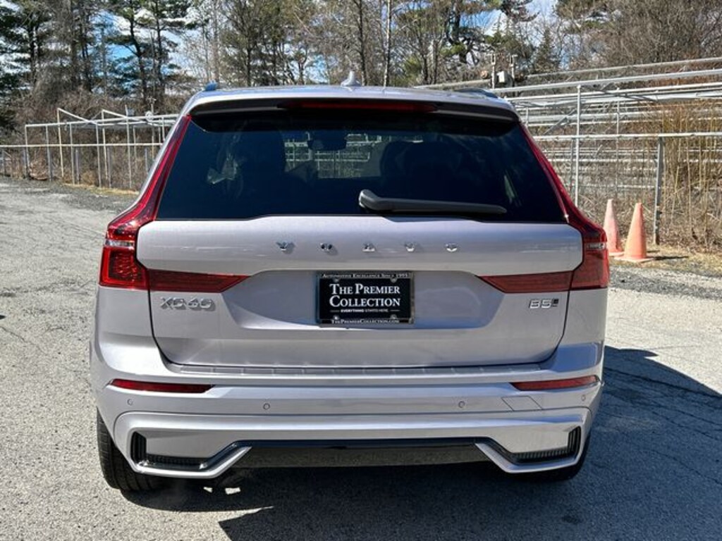 New 2026 Volvo XC60 B5 Plus SUV