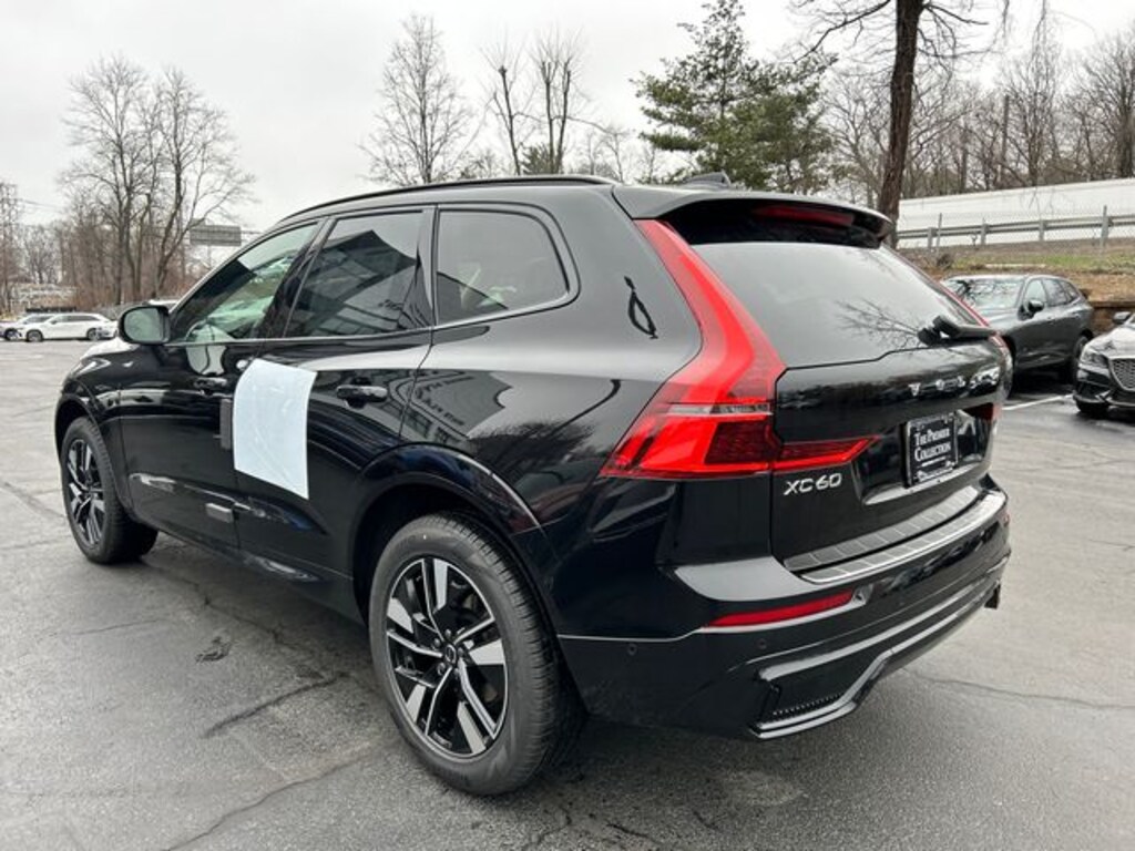 New 2026 Volvo XC60 B5 Plus SUV