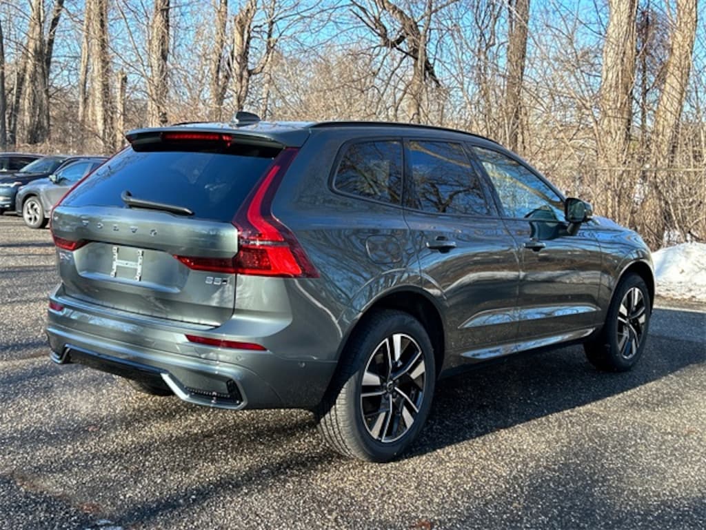 New 2026 Volvo XC60 B5 Plus SUV