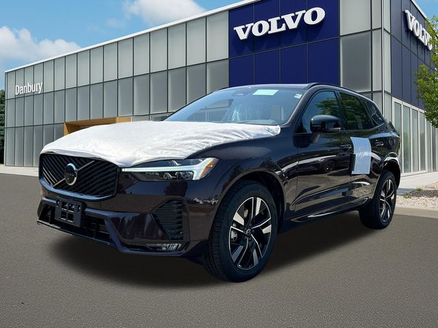 2026 Volvo XC60 B5 Plus Dark AWD's photo