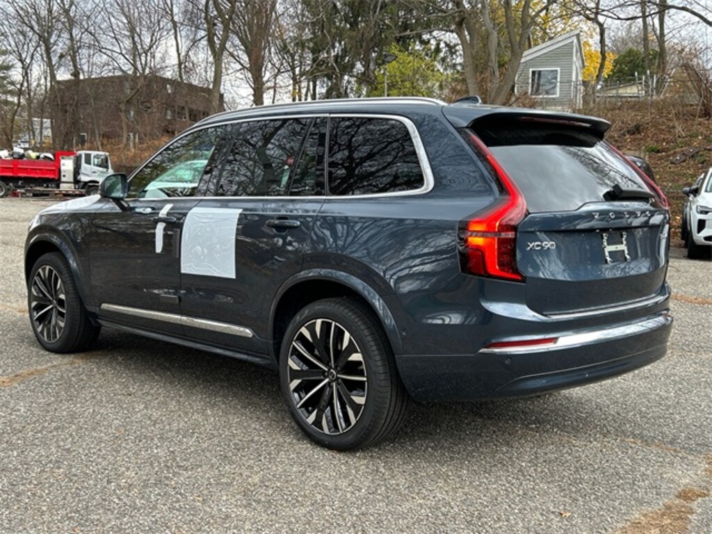 New 2026 Volvo XC90 plug-in hybrid T8 Plus 7-Seater SUV
