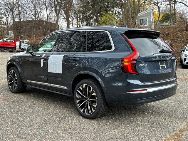 2026 Volvo XC90 T8 Plus photo 4