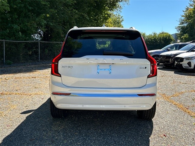 2026 Volvo XC90 photo 3