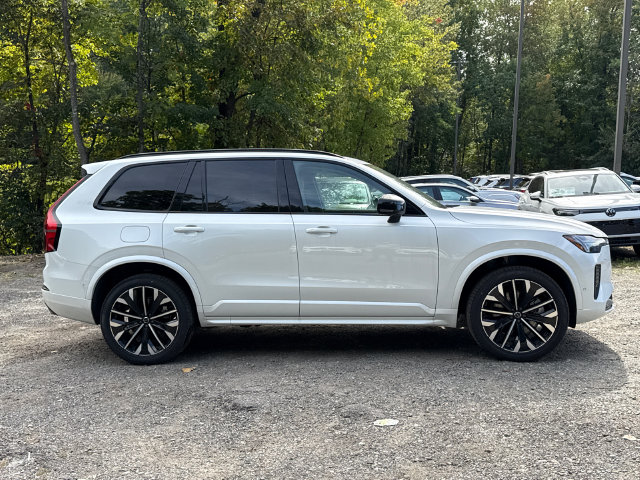 New 2026 Volvo XC90 plug-in hybrid T8 Ultra Dark Theme 6-Seater SUV