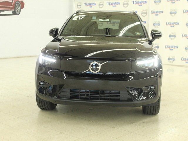 Used 2023 Volvo XC40 Ultimate with VIN YV4ED3UM4P2111350 for sale in Erie, PA