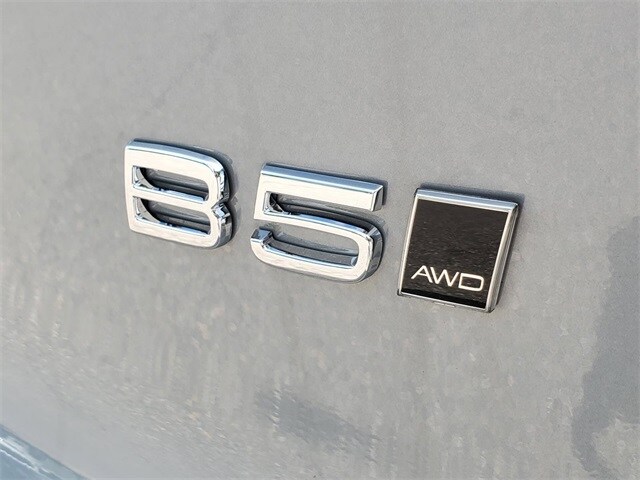 2026 Volvo XC40 Ultra - Photo 8