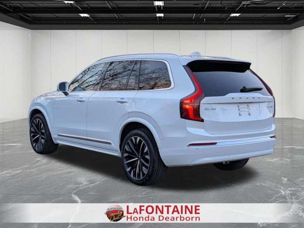 Used 2025 Volvo XC90 B6 Plus 7-Seater SUV