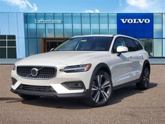 2026 Volvo V60 Cross Country B5 Plus Wagon 26Y030 I-4 cyl All-Wheel Drive