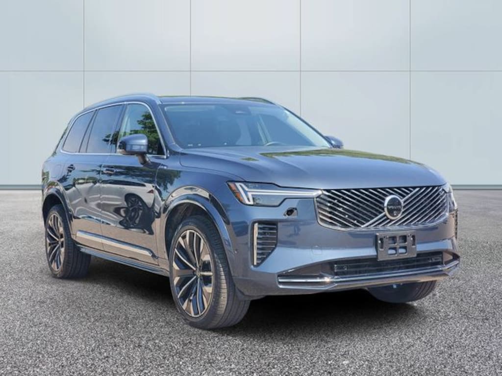 Certified 2025 Volvo XC90 B6 Plus 7-Seater SUV