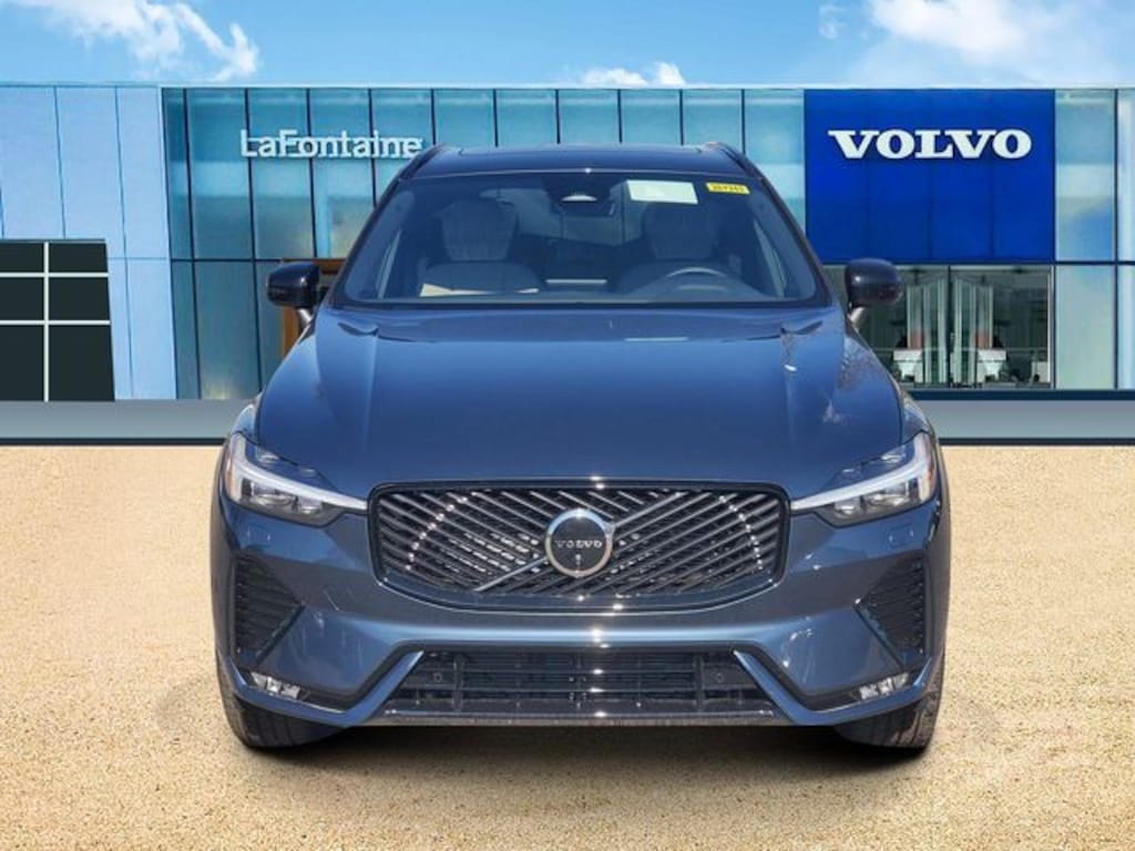 New 2026 Volvo XC60 B5 Plus SUV
