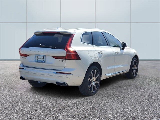 2021 Volvo XC60 T6 Inscription photo 4
