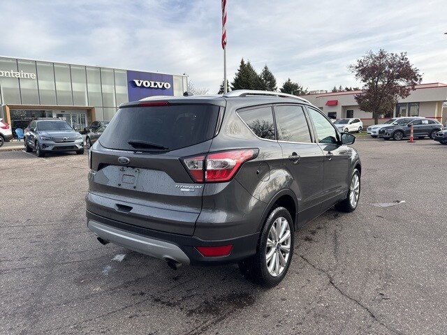 2017 Ford Escape Titanium photo 4