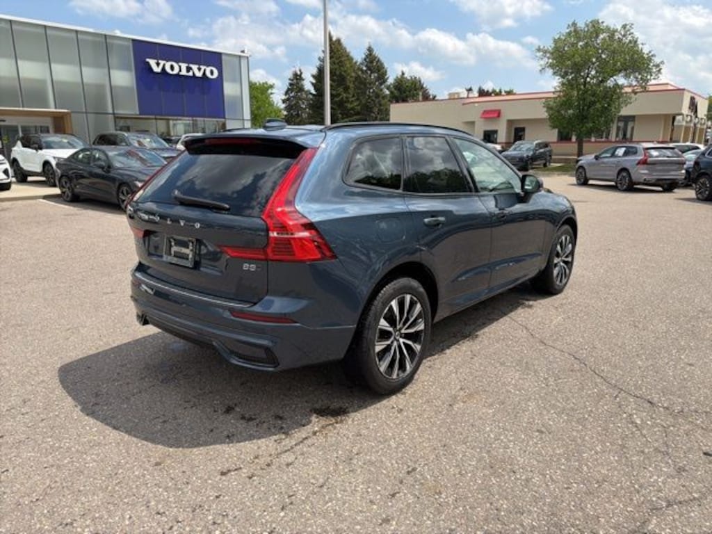 Used 2025 Volvo XC60 B5 Plus SUV