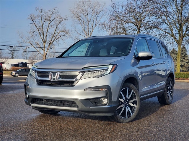 2019 Honda Pilot Touring's photo