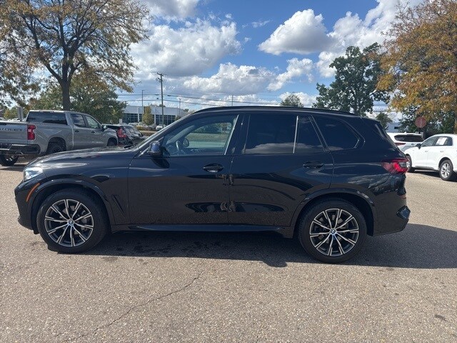 2022 Bmw X5 xDrive40i photo 2