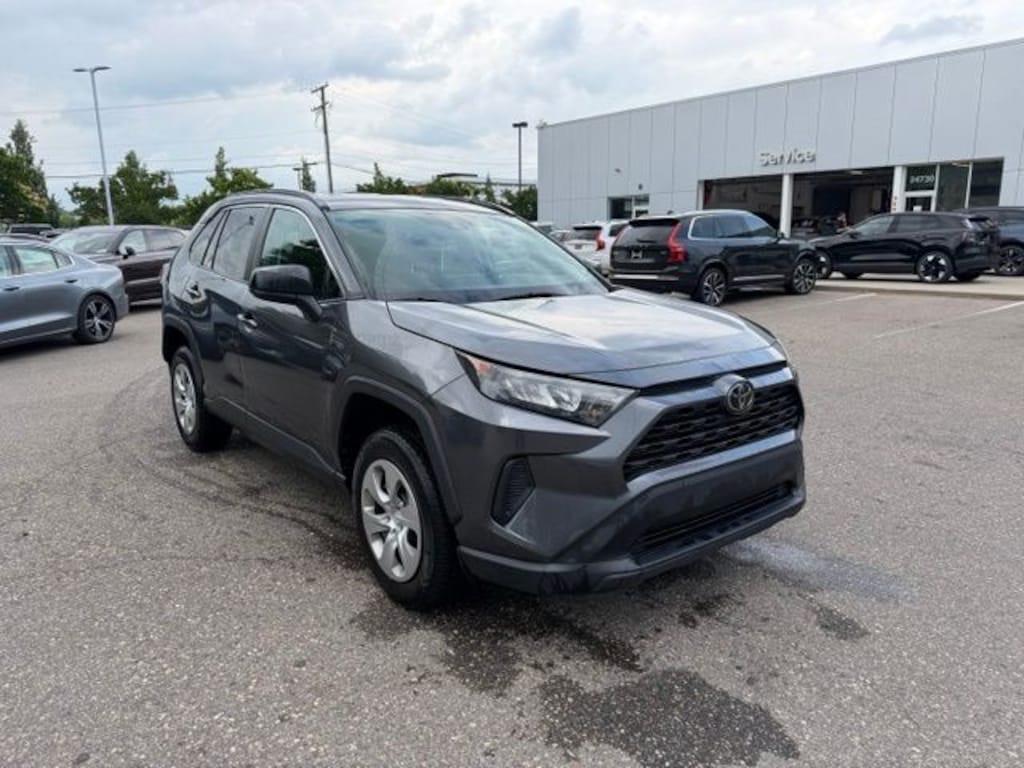 Used 2021 Toyota RAV4 LE SUV