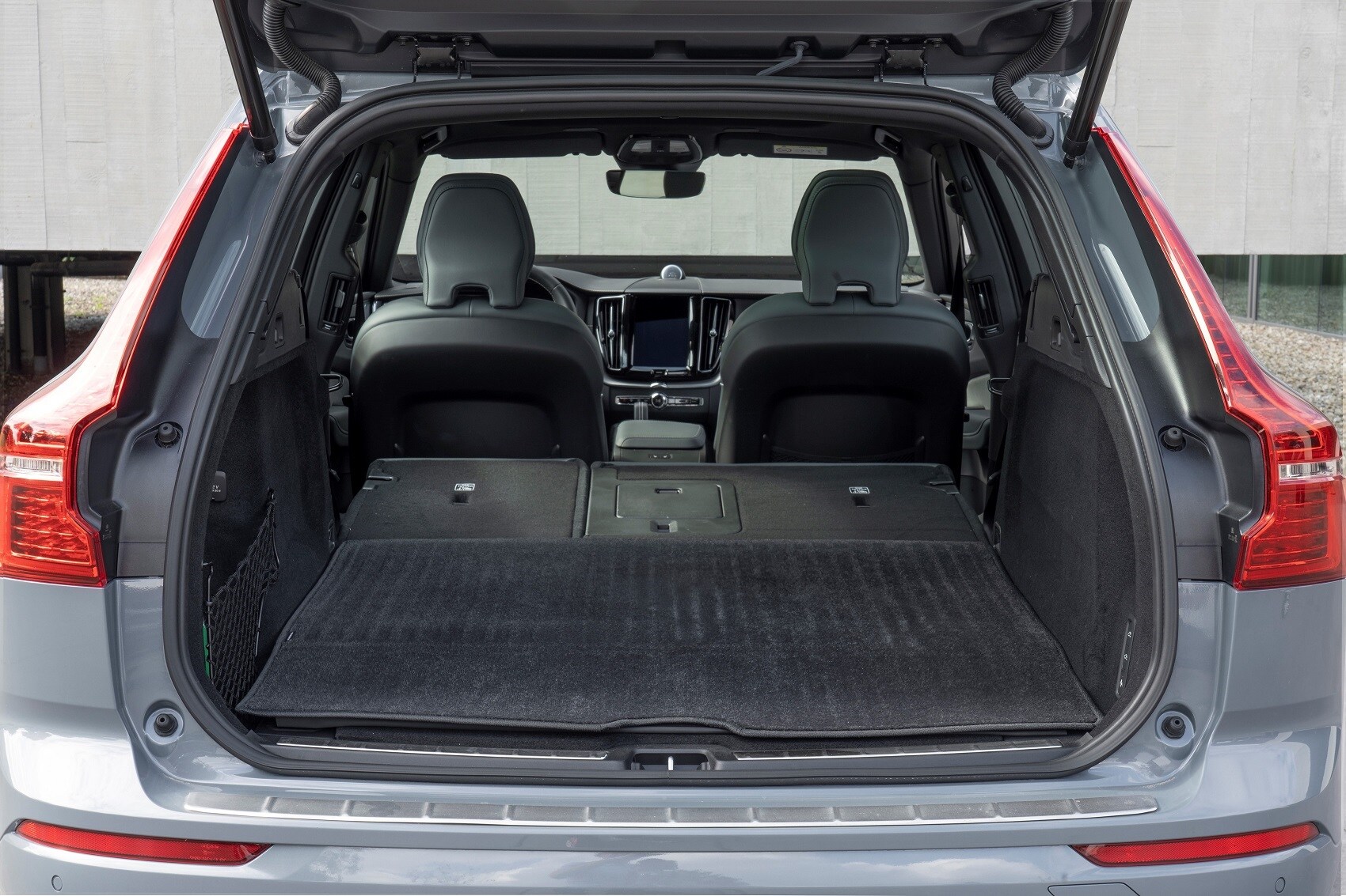 Volvo XC60 Interior Dimensions