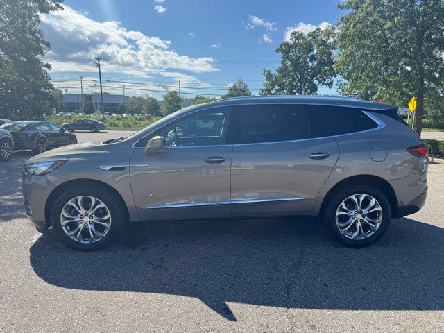 2018 Buick Enclave Avenir photo 2