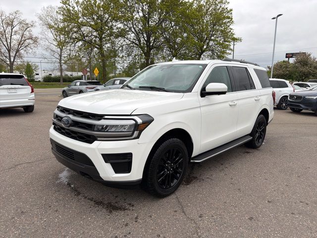 2023 Ford Expedition XLT 4x4's photo