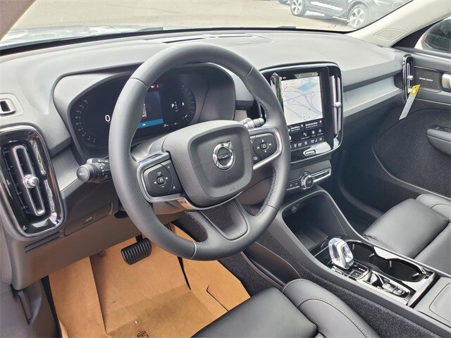 2026 Volvo XC40 Ultra - Photo 15