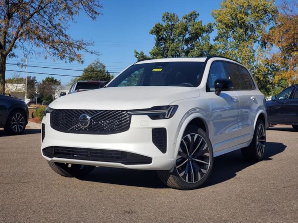 New 2026 Volvo XC90 B6 Ultra Dark Theme 7-Seater SUV