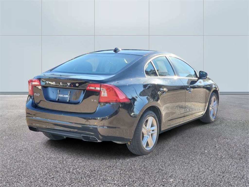 Used 2015 Volvo S60 T5 Premier Sedan