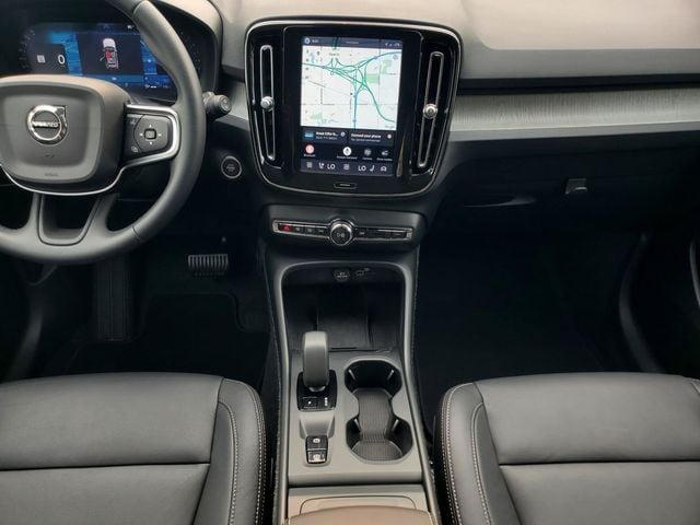 2026 Volvo XC40 Core - Photo 30