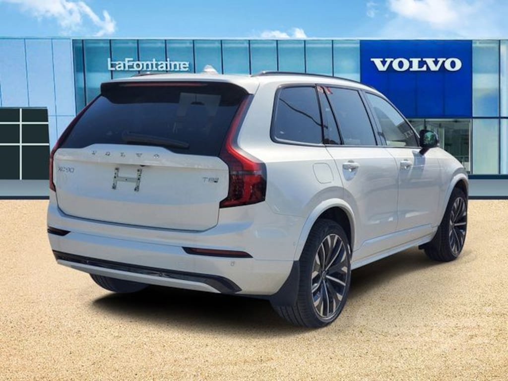 New 2026 Volvo XC90 plug-in hybrid T8 Ultra Dark Theme 6-Seater SUV