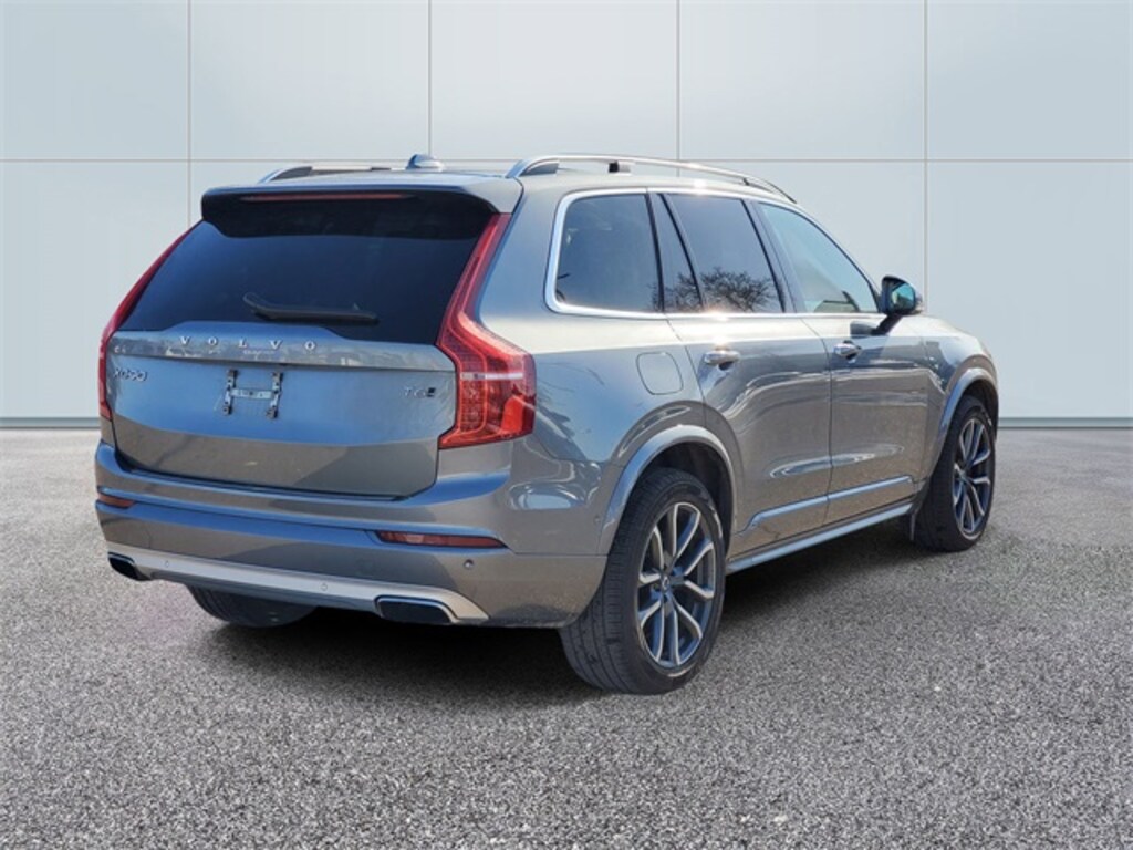 Used 2019 Volvo XC90 T6 Momentum SUV