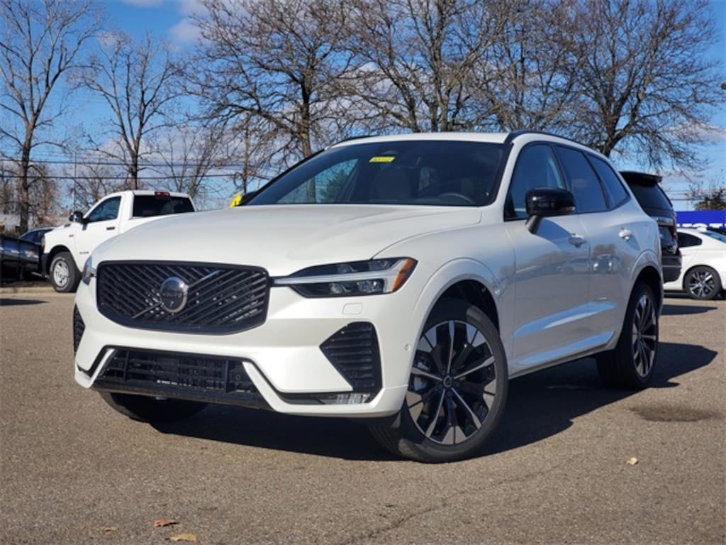 New 2026 Volvo XC60 B5 Plus SUV