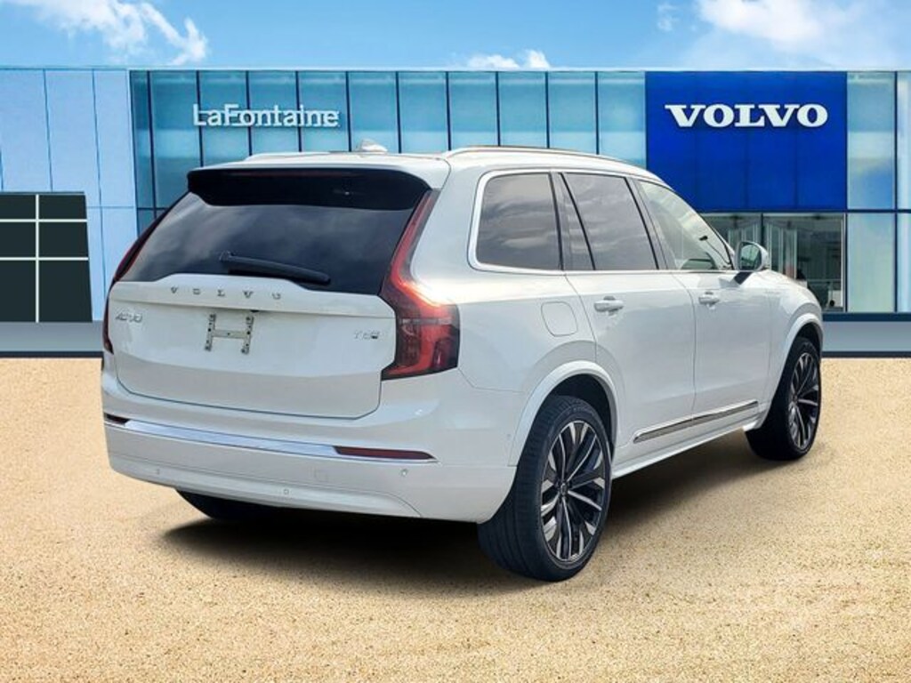 New 2026 Volvo XC90 plug-in hybrid T8 Ultra 6-Seater SUV