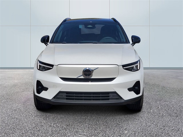 Used 2023 Volvo XC40 Plus with VIN YV4ED3UL5P2967683 for sale in Farmington Hills, MI