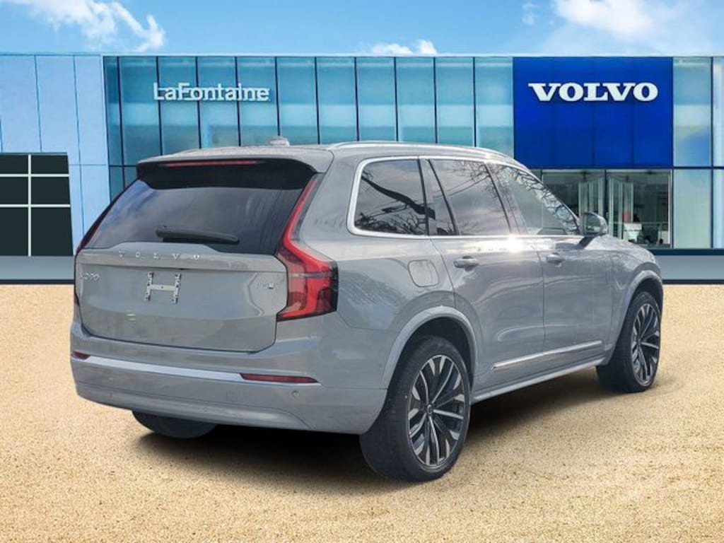 New 2026 Volvo XC90 plug-in hybrid T8 Ultra 7-Seater SUV