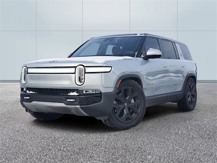 Used 2024 Rivian R1S Adventure SUV for Sale near Detroit