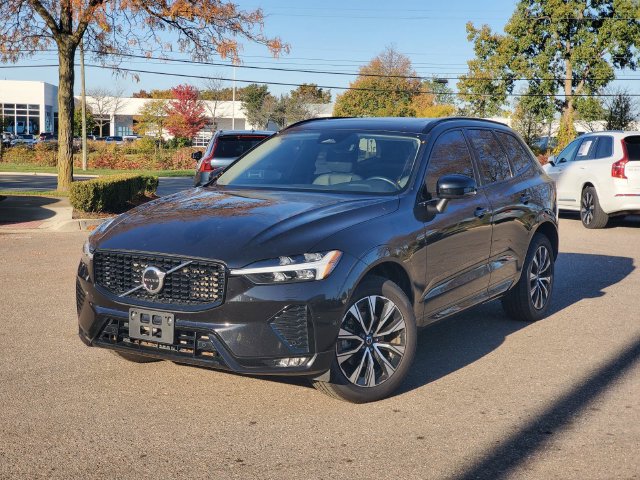 2025 Volvo XC60 Plus