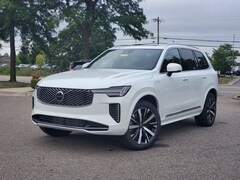 2026 Volvo XC90 plug-in hybrid T8 Core eAWD SUV 26Y402