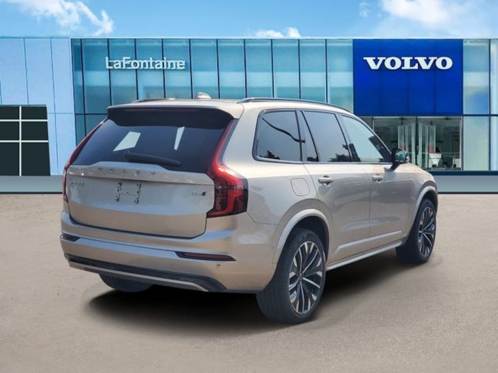 New 2026 Volvo XC90 B6 Ultra Dark Theme 7-Seater SUV