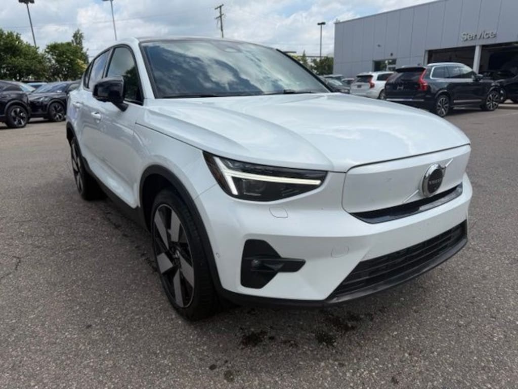 Used 2023 Volvo C40 Recharge Pure Electric Ultimate SUV