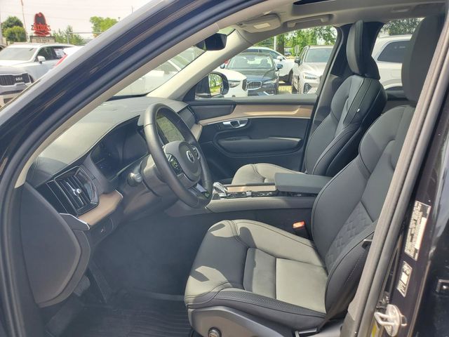 2026 Volvo XC90 Plus - Photo 15