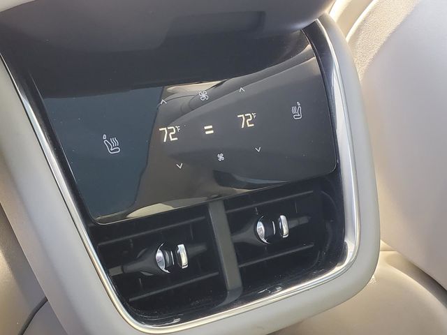 2025 Volvo EX90 Plus - Photo 29