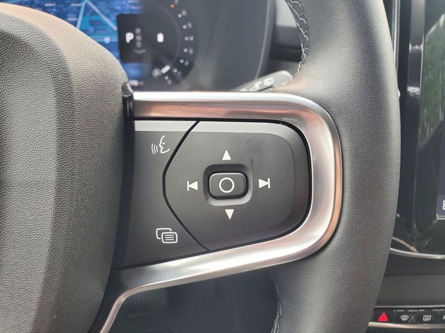 2026 Volvo XC40 Core - Photo 19