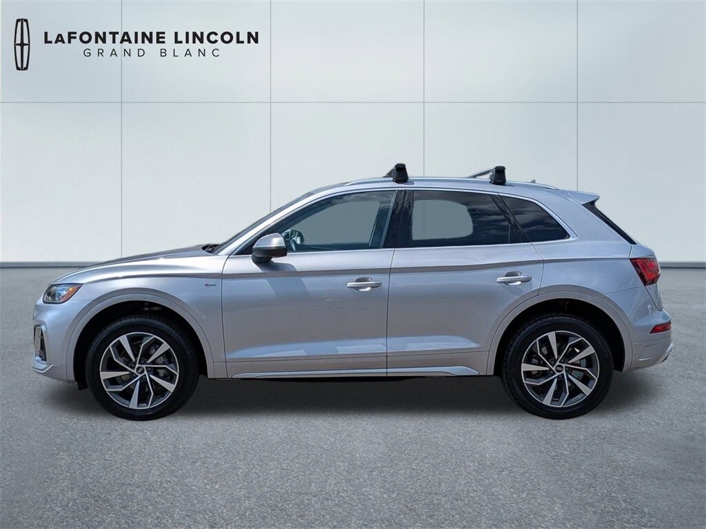 2023 Audi Q5 45 S line Premium photo 2