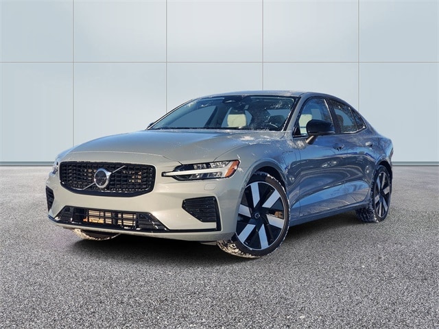 2024 Volvo S60 Ultimate's photo