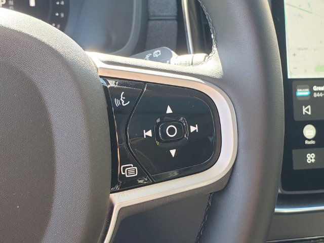 2026 Volvo XC90 Plus - Photo 21